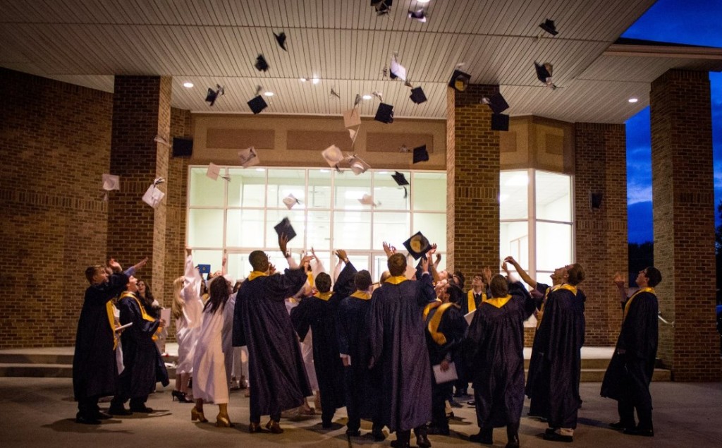 2015 Seniors Graduation